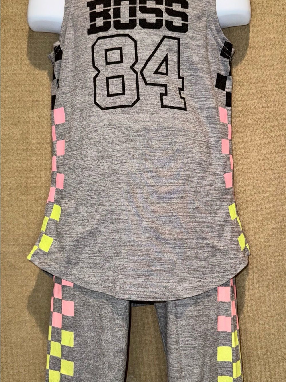 Girls 2-Piece Activewear Set (Sleeveless Hoodie Tank Top & Capris) Size 5/6